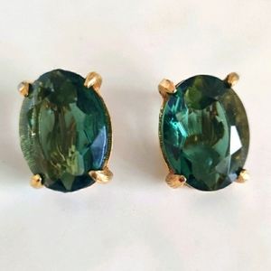 Vtg Runway Faux Faceted Emerald Clip earrings